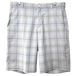 Nike Golf Tour Performance Dri fit plaid men’s shorts size 34